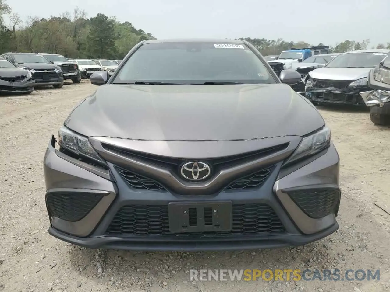 5 Photograph of a damaged car 4T1G11AK6MU520621 TOYOTA CAMRY 2021