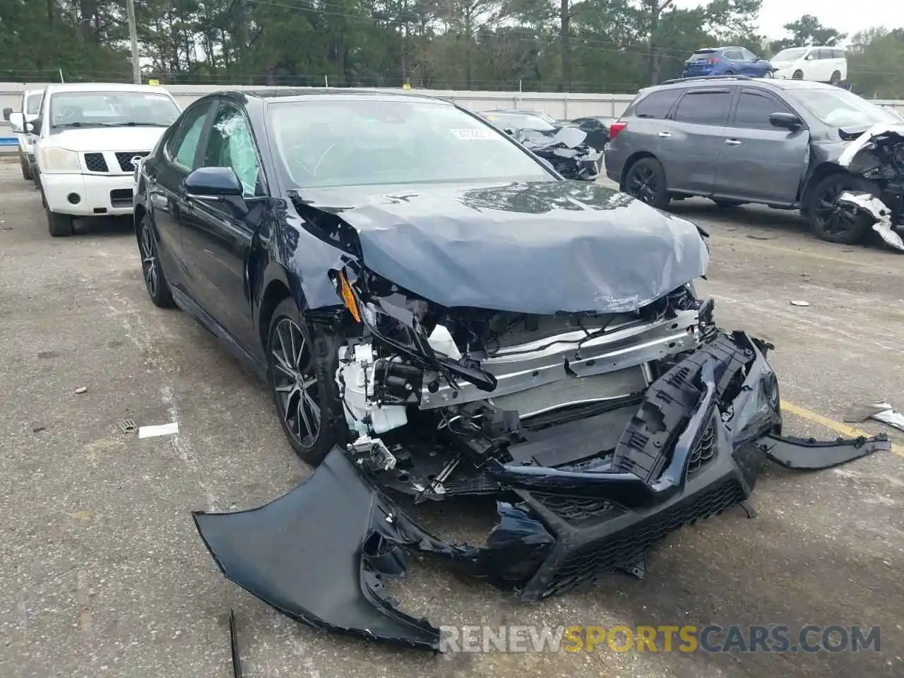 9 Photograph of a damaged car 4T1G11AK6MU530663 TOYOTA CAMRY 2021