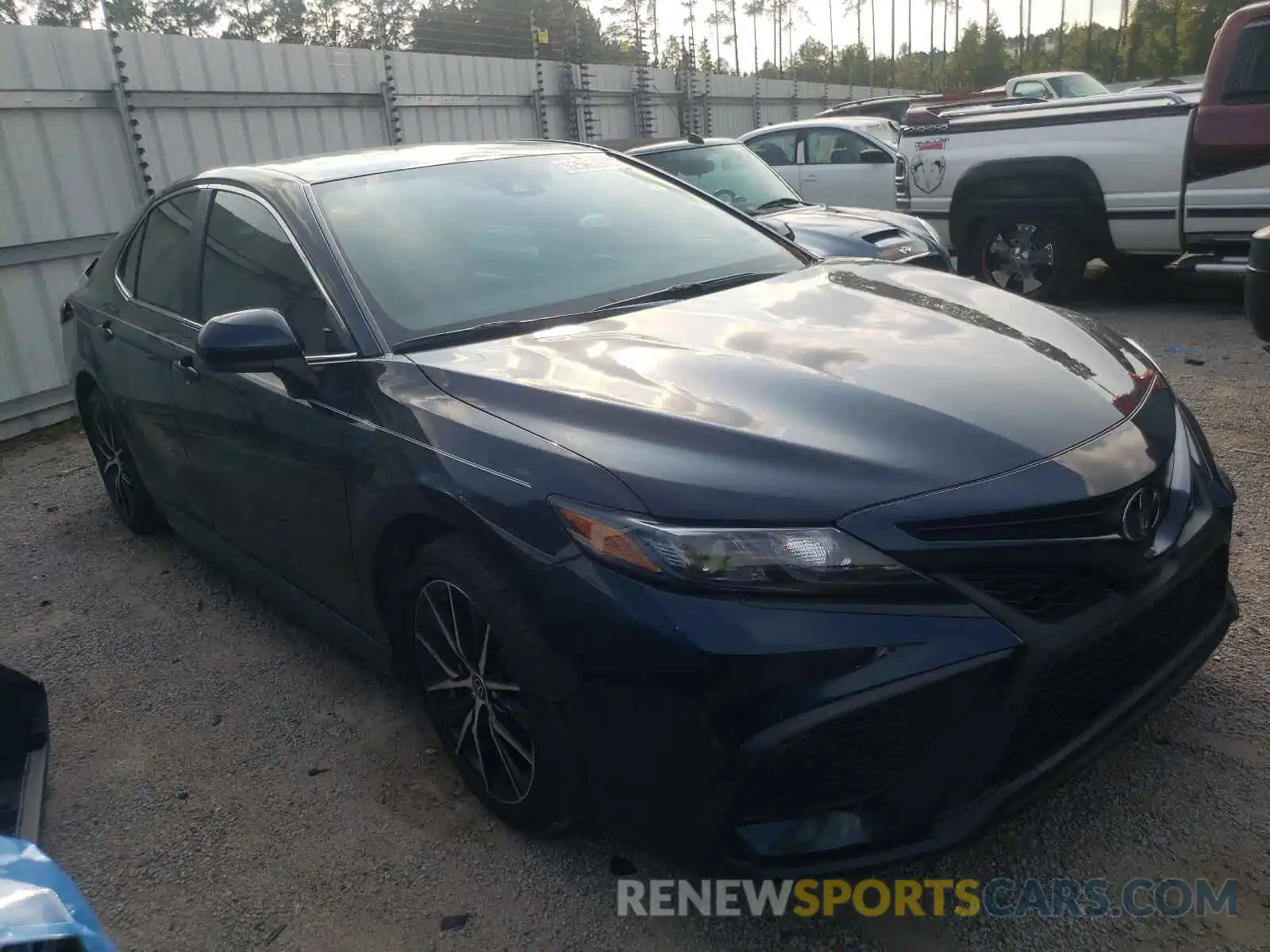 1 Photograph of a damaged car 4T1G11AK6MU534177 TOYOTA CAMRY 2021