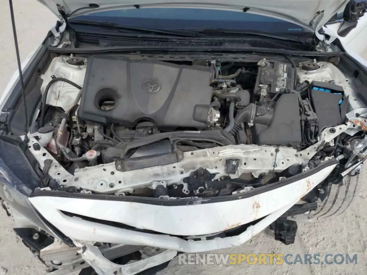 11 Photograph of a damaged car 4T1G11AK6MU548029 TOYOTA CAMRY 2021