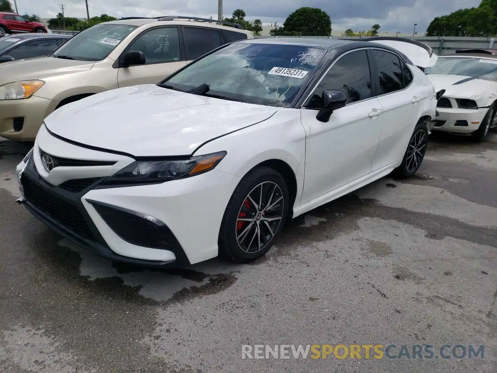 2 Photograph of a damaged car 4T1G11AK6MU552288 TOYOTA CAMRY 2021