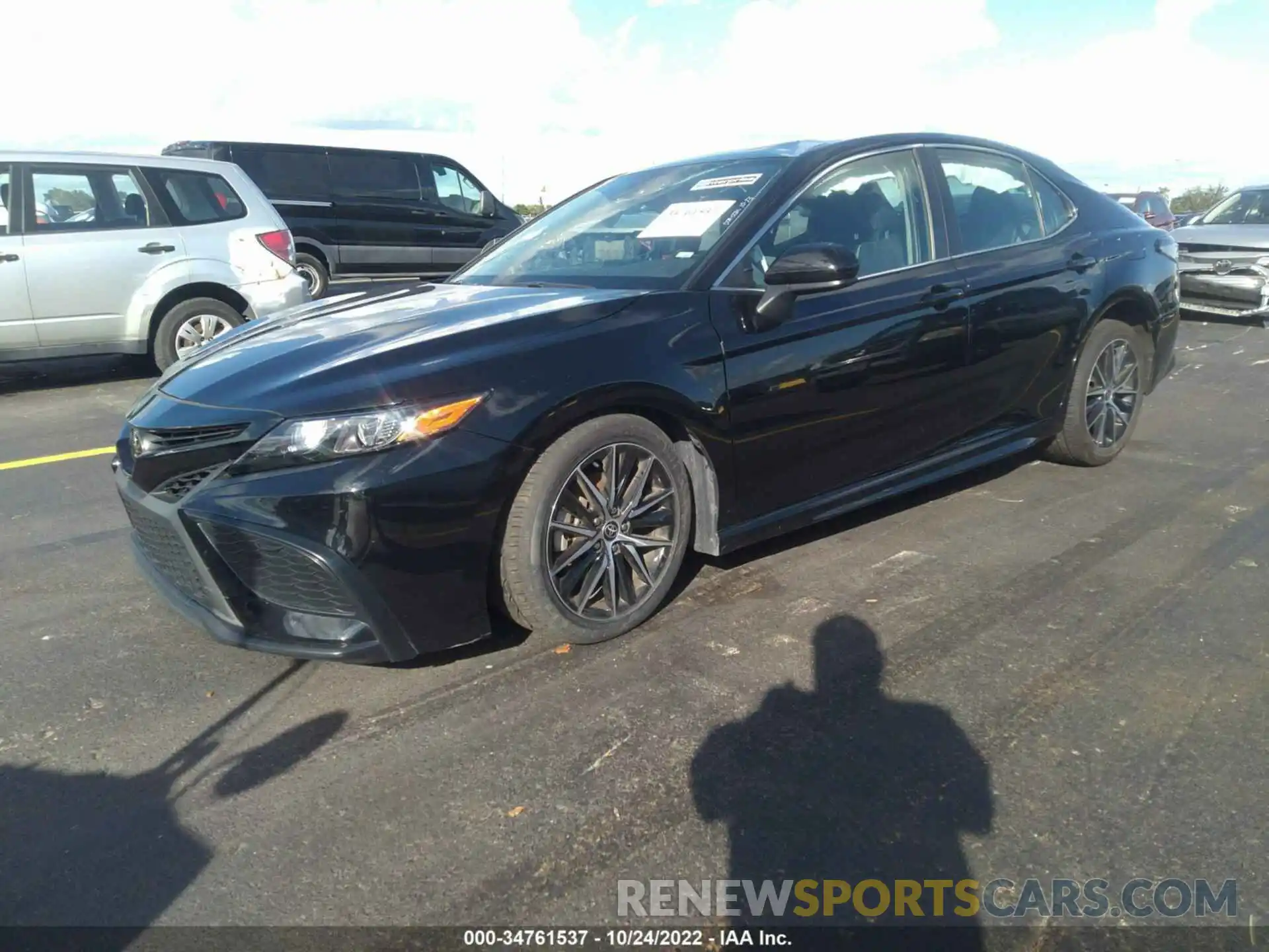 2 Photograph of a damaged car 4T1G11AK6MU564070 TOYOTA CAMRY 2021