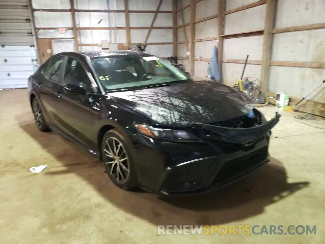 1 Photograph of a damaged car 4T1G11AK6MU566062 TOYOTA CAMRY 2021