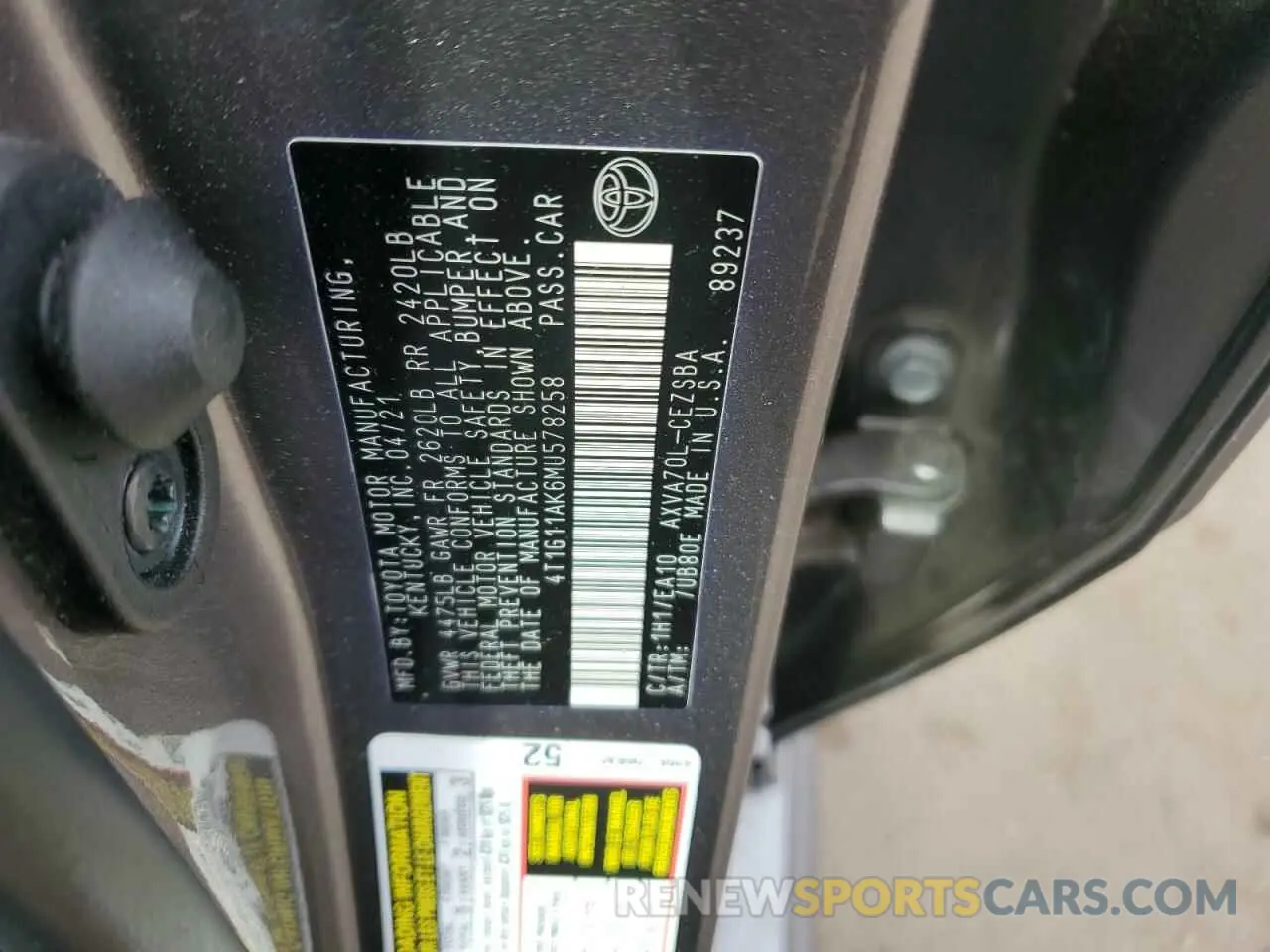 12 Photograph of a damaged car 4T1G11AK6MU578258 TOYOTA CAMRY 2021