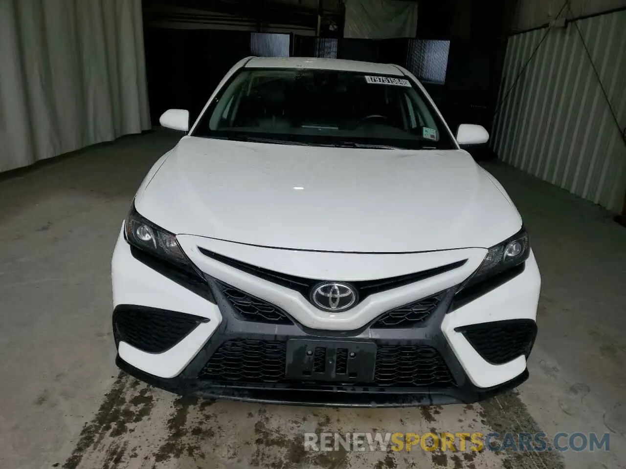 5 Photograph of a damaged car 4T1G11AK6MU586926 TOYOTA CAMRY 2021