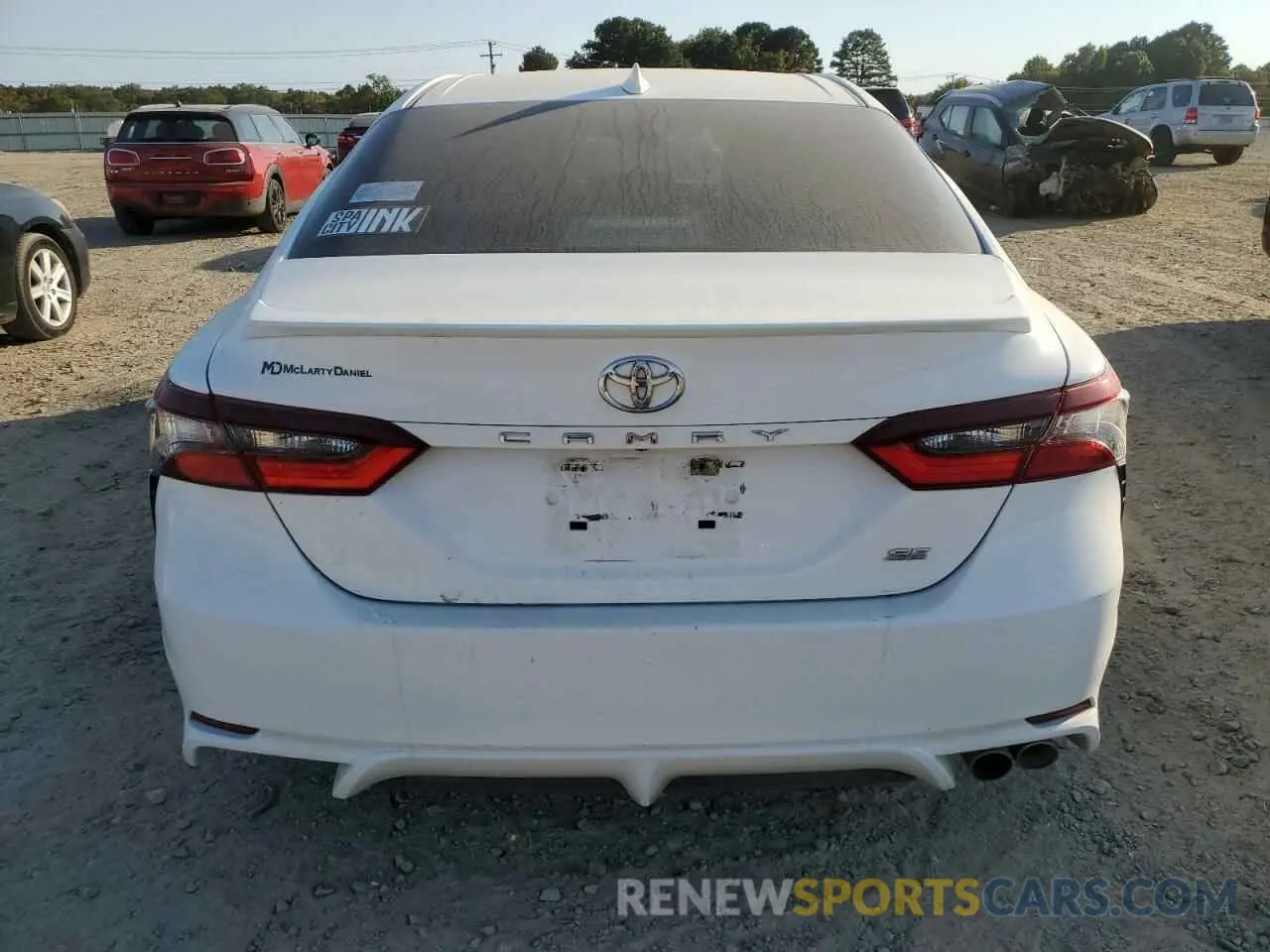 6 Photograph of a damaged car 4T1G11AK6MU594489 TOYOTA CAMRY 2021