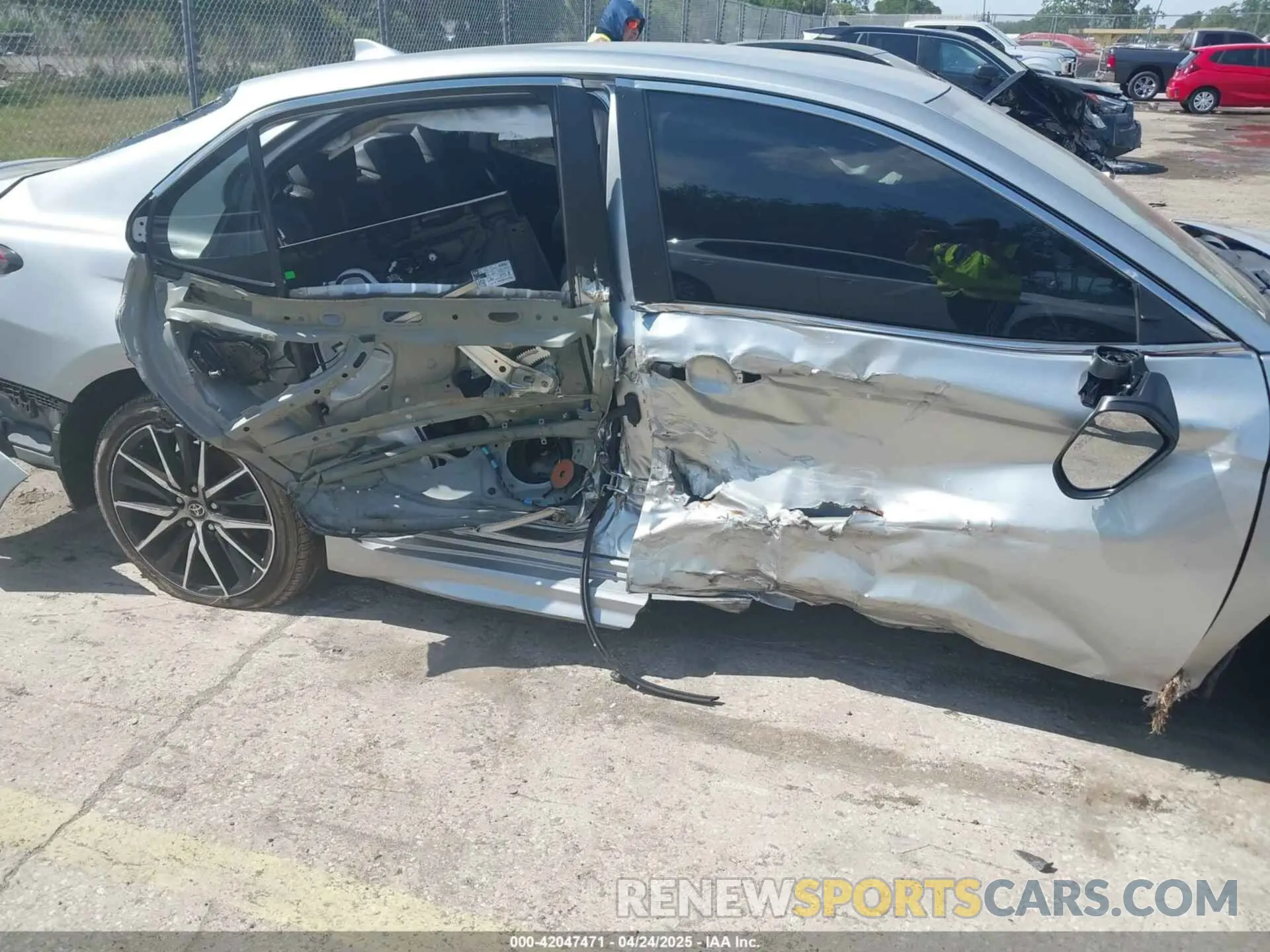 17 Photograph of a damaged car 4T1G11AK6MU601117 TOYOTA CAMRY 2021