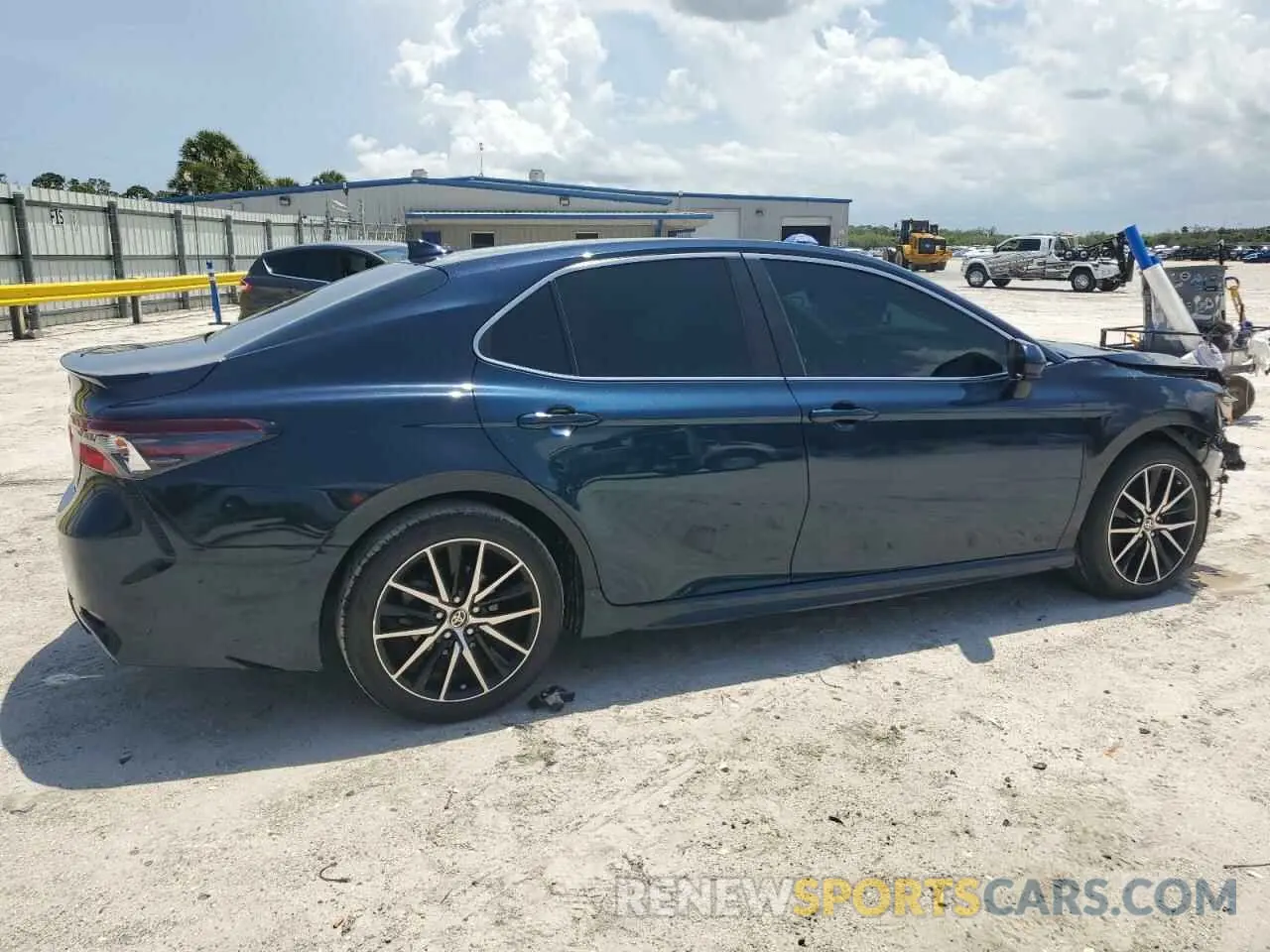 3 Photograph of a damaged car 4T1G11AK7MU406420 TOYOTA CAMRY 2021