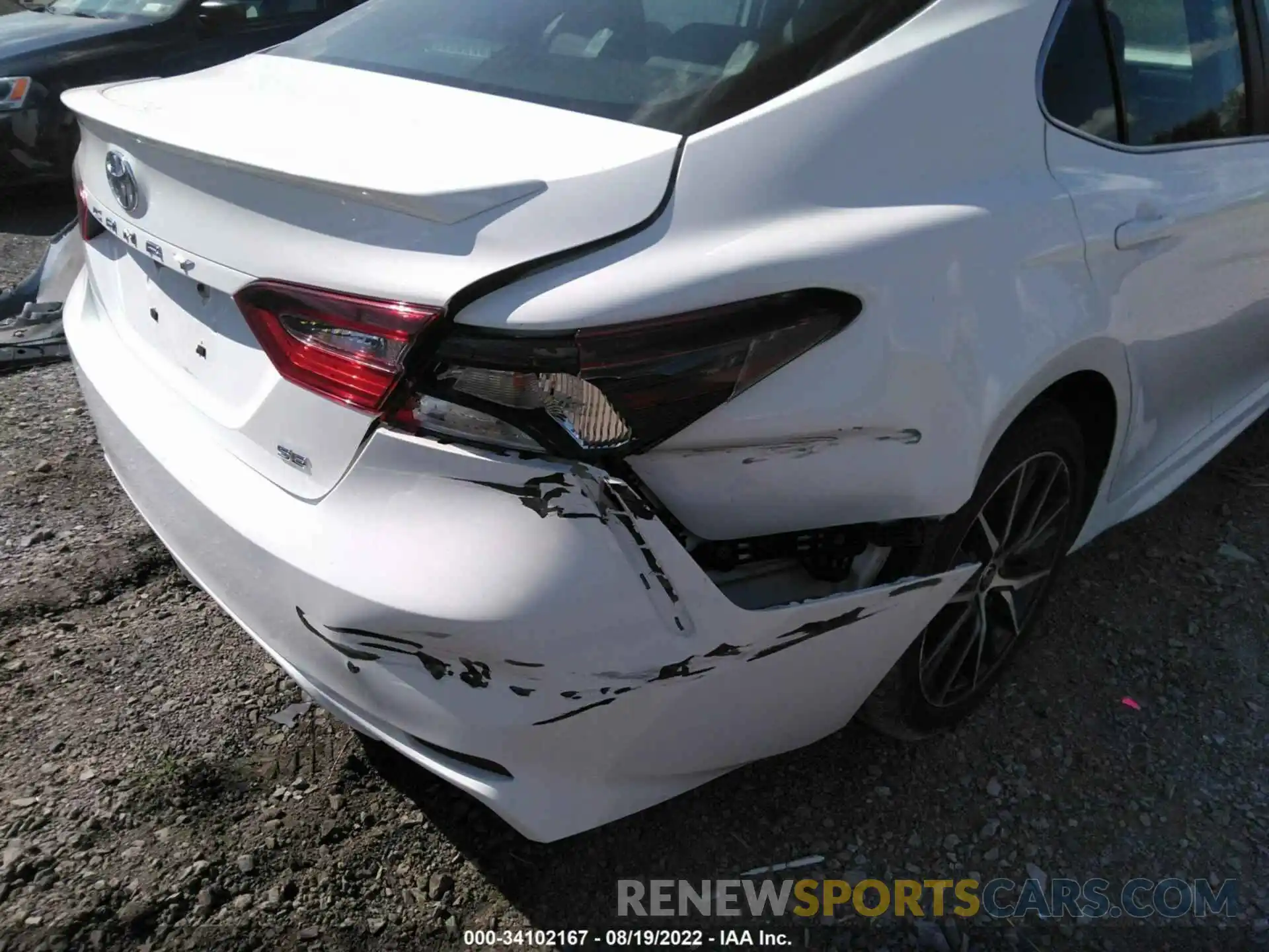 13 Photograph of a damaged car 4T1G11AK7MU406529 TOYOTA CAMRY 2021