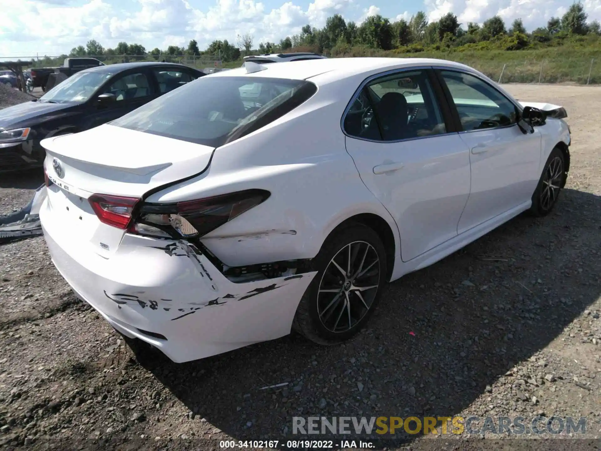 4 Photograph of a damaged car 4T1G11AK7MU406529 TOYOTA CAMRY 2021