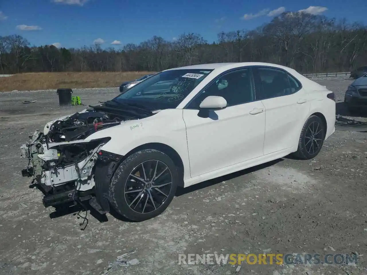 1 Photograph of a damaged car 4T1G11AK7MU425999 TOYOTA CAMRY 2021