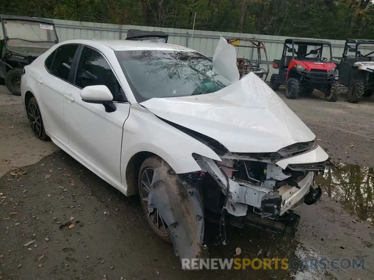 4 Photograph of a damaged car 4T1G11AK7MU426182 TOYOTA CAMRY 2021