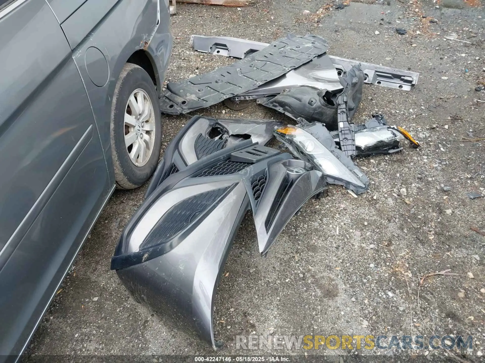 12 Photograph of a damaged car 4T1G11AK7MU435108 TOYOTA CAMRY 2021