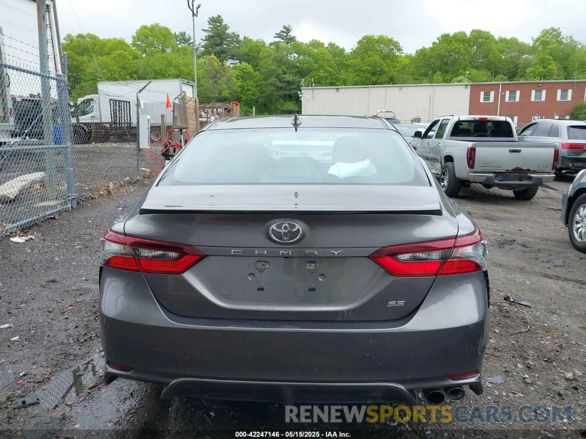 17 Photograph of a damaged car 4T1G11AK7MU435108 TOYOTA CAMRY 2021