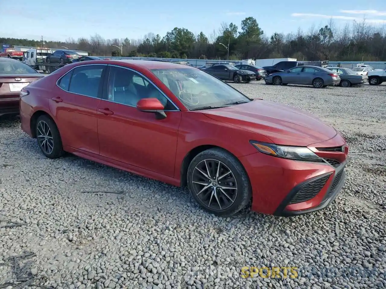 4 Photograph of a damaged car 4T1G11AK7MU439661 TOYOTA CAMRY 2021