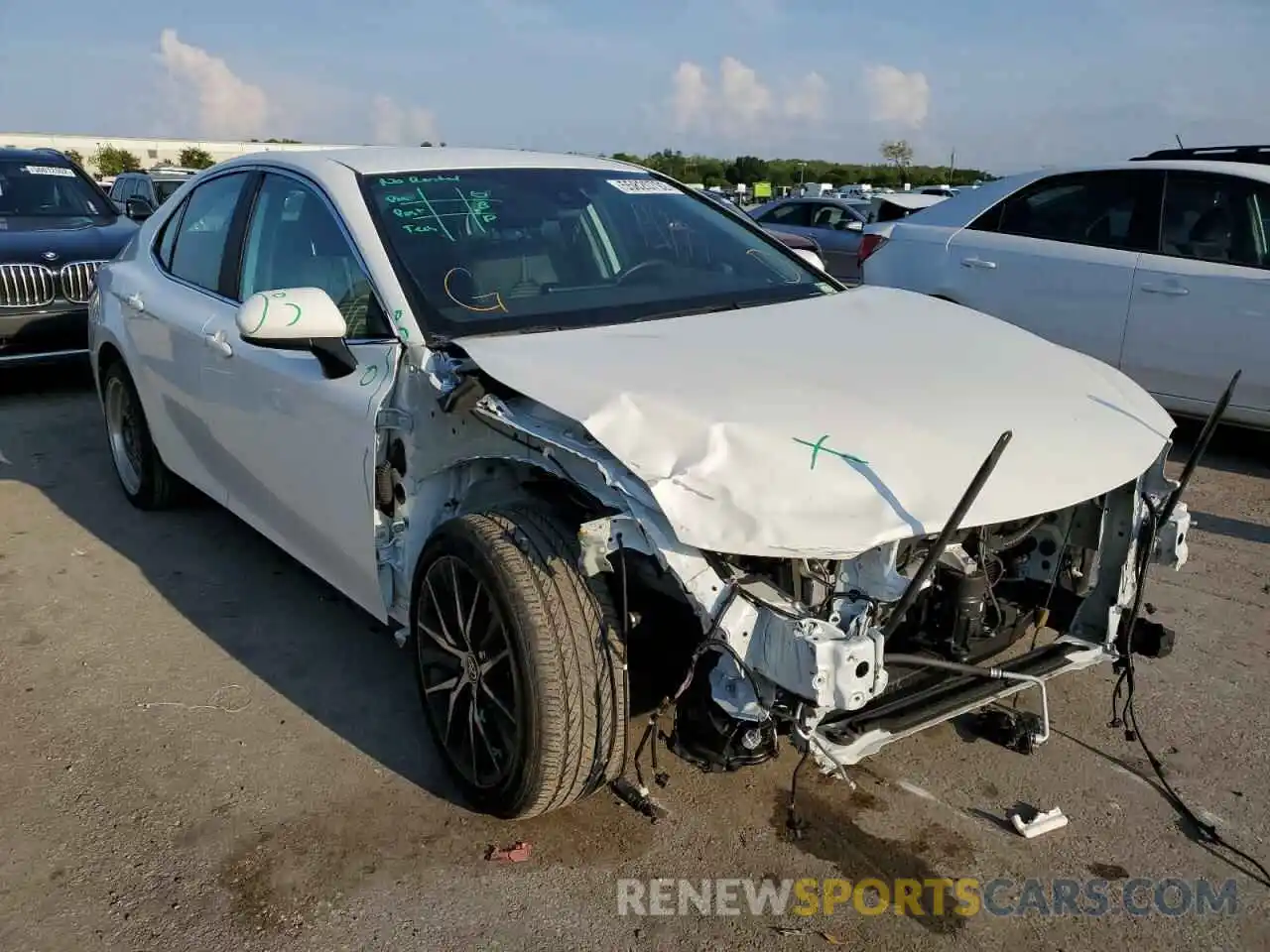 1 Photograph of a damaged car 4T1G11AK7MU439854 TOYOTA CAMRY 2021