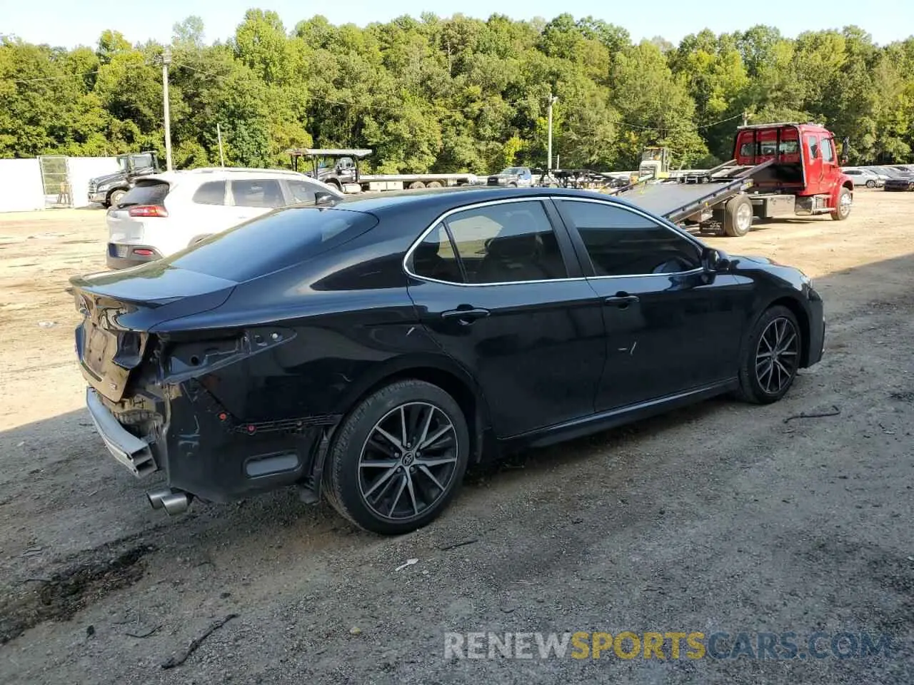3 Photograph of a damaged car 4T1G11AK7MU445606 TOYOTA CAMRY 2021