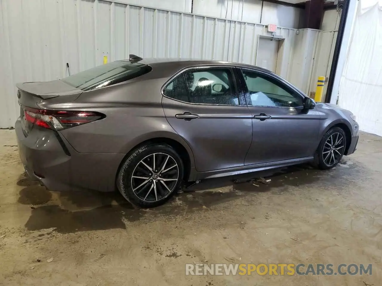 3 Photograph of a damaged car 4T1G11AK7MU453222 TOYOTA CAMRY 2021