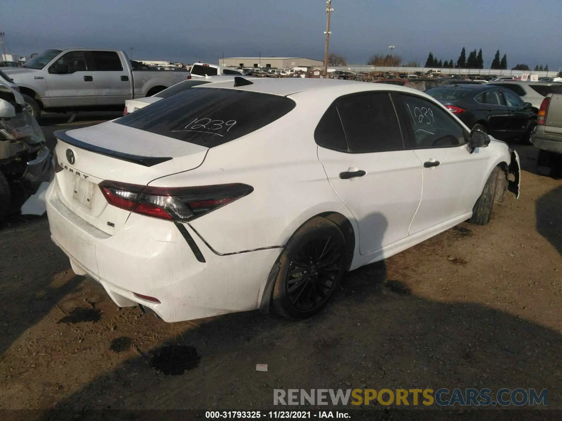 4 Photograph of a damaged car 4T1G11AK7MU456363 TOYOTA CAMRY 2021