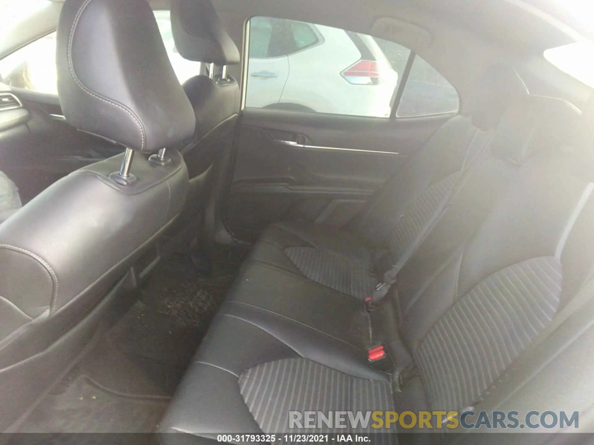 8 Photograph of a damaged car 4T1G11AK7MU456363 TOYOTA CAMRY 2021