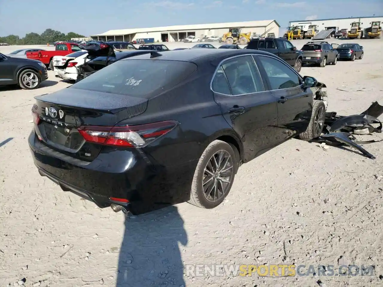 4 Photograph of a damaged car 4T1G11AK7MU461045 TOYOTA CAMRY 2021