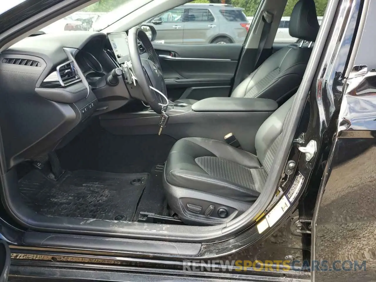 7 Photograph of a damaged car 4T1G11AK7MU461594 TOYOTA CAMRY 2021