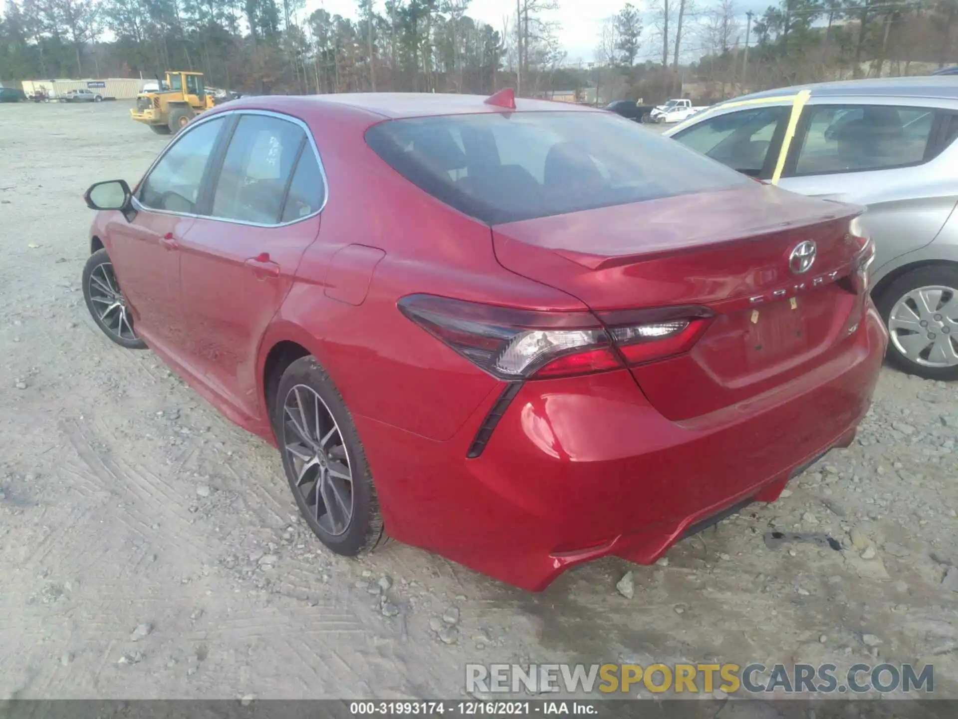 3 Photograph of a damaged car 4T1G11AK7MU464933 TOYOTA CAMRY 2021