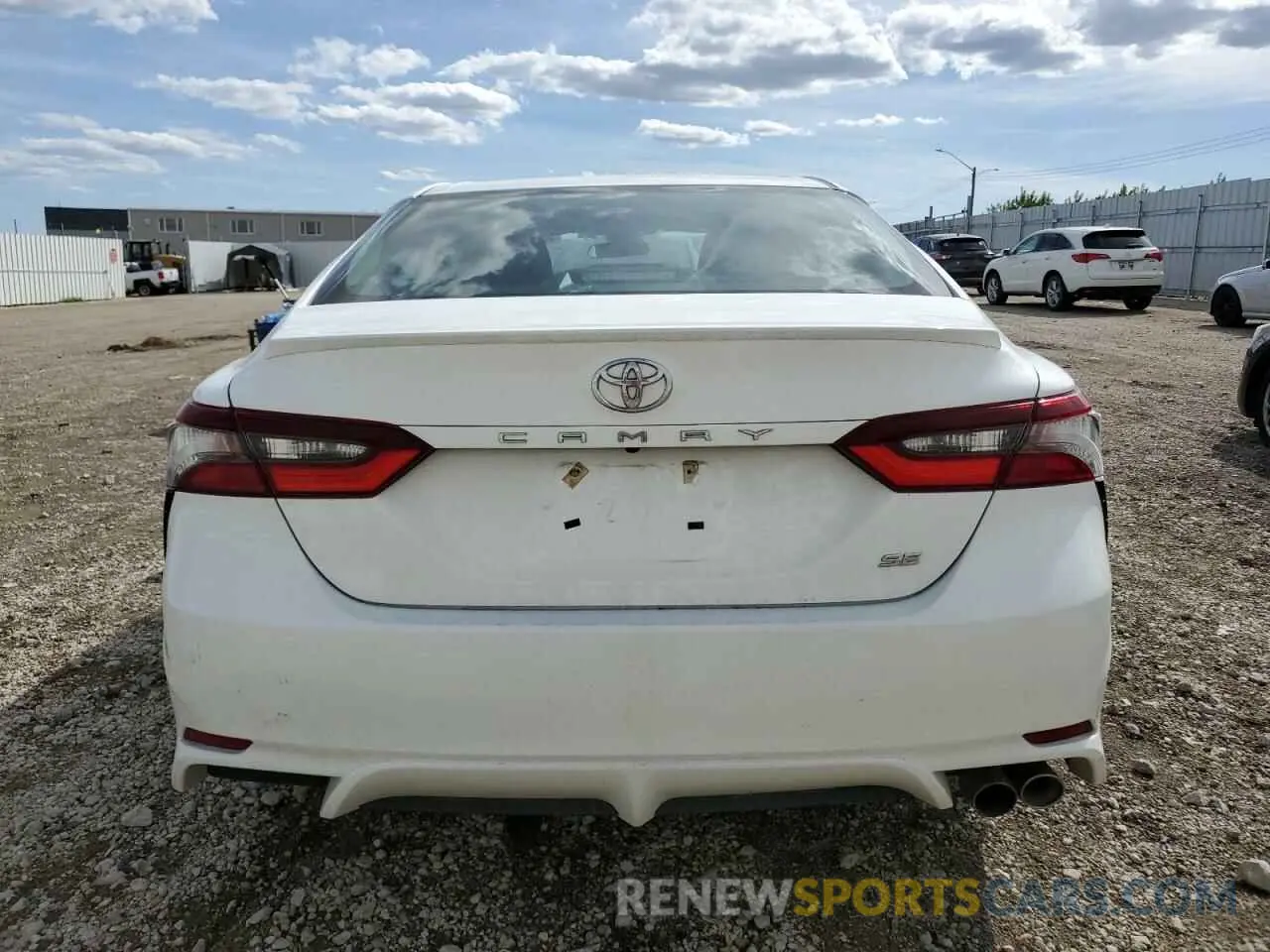 6 Photograph of a damaged car 4T1G11AK7MU468383 TOYOTA CAMRY 2021