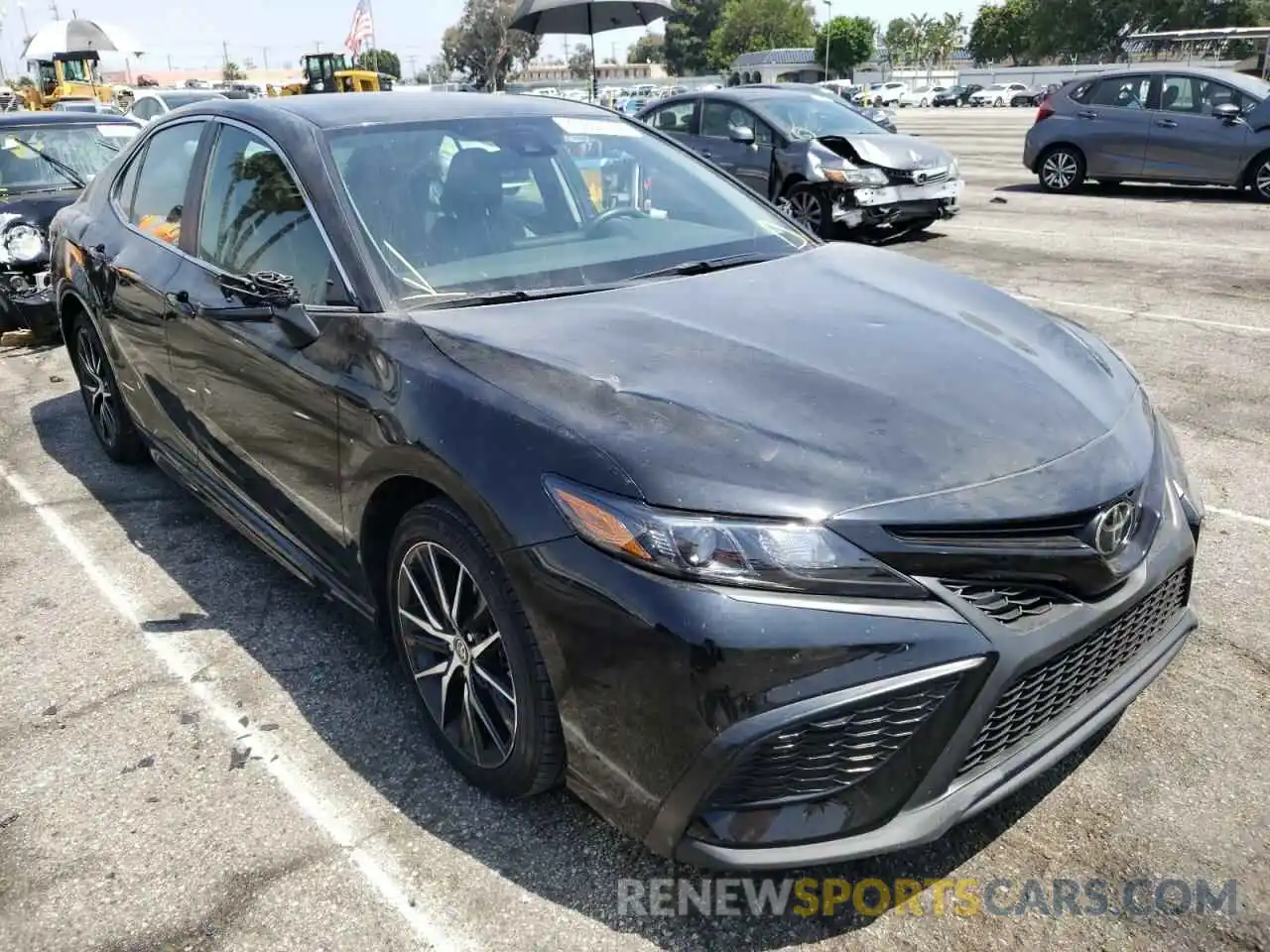 1 Photograph of a damaged car 4T1G11AK7MU469050 TOYOTA CAMRY 2021