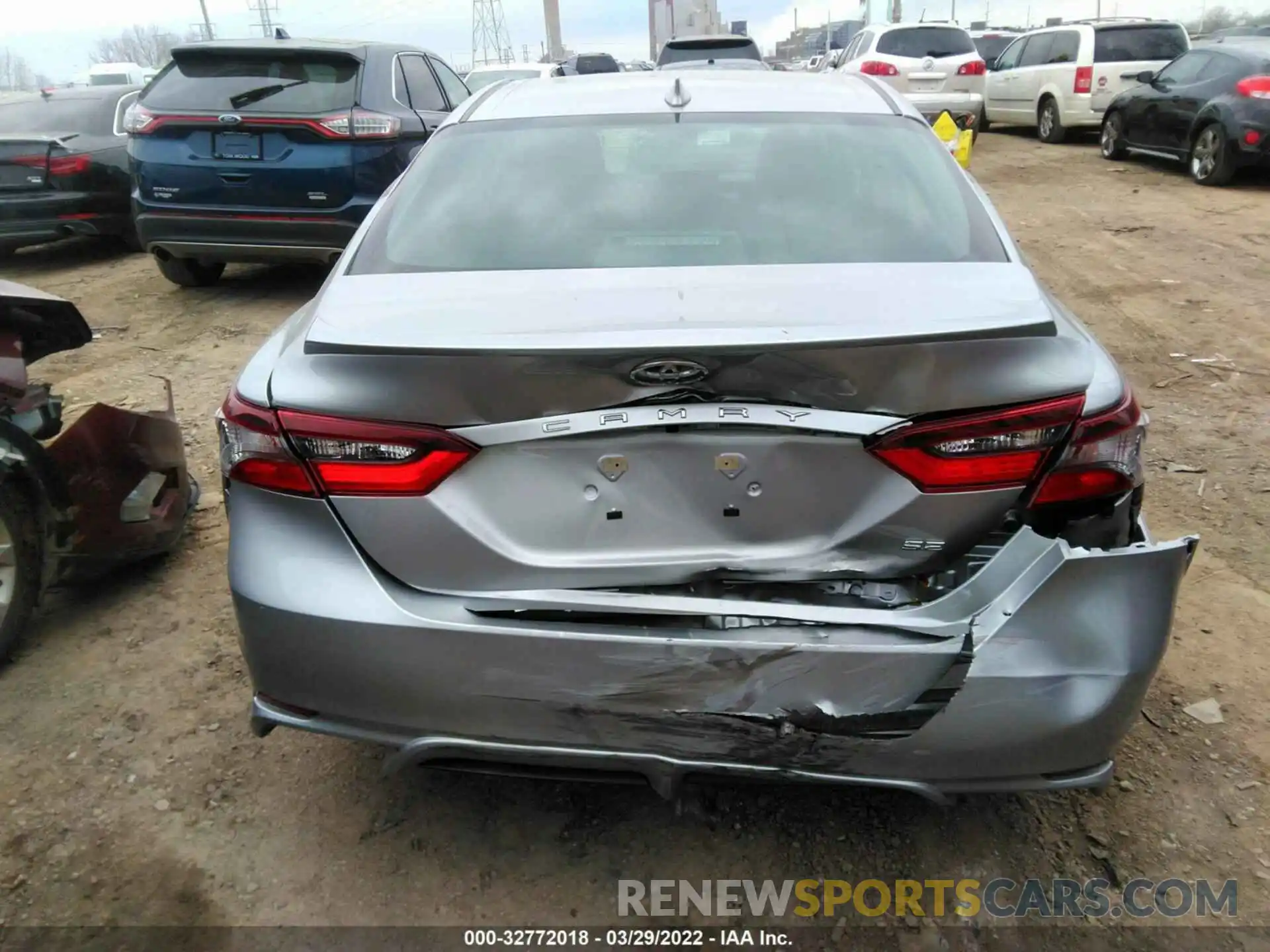 6 Photograph of a damaged car 4T1G11AK7MU469369 TOYOTA CAMRY 2021