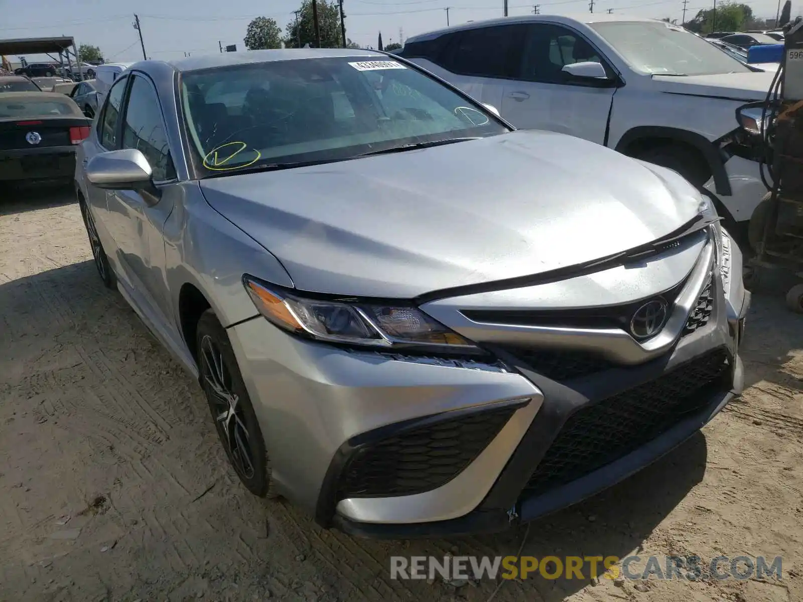 1 Photograph of a damaged car 4T1G11AK7MU535919 TOYOTA CAMRY 2021