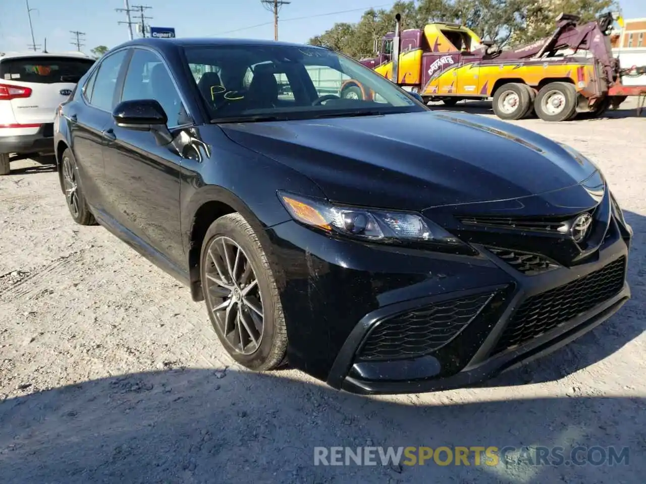 1 Photograph of a damaged car 4T1G11AK7MU539274 TOYOTA CAMRY 2021