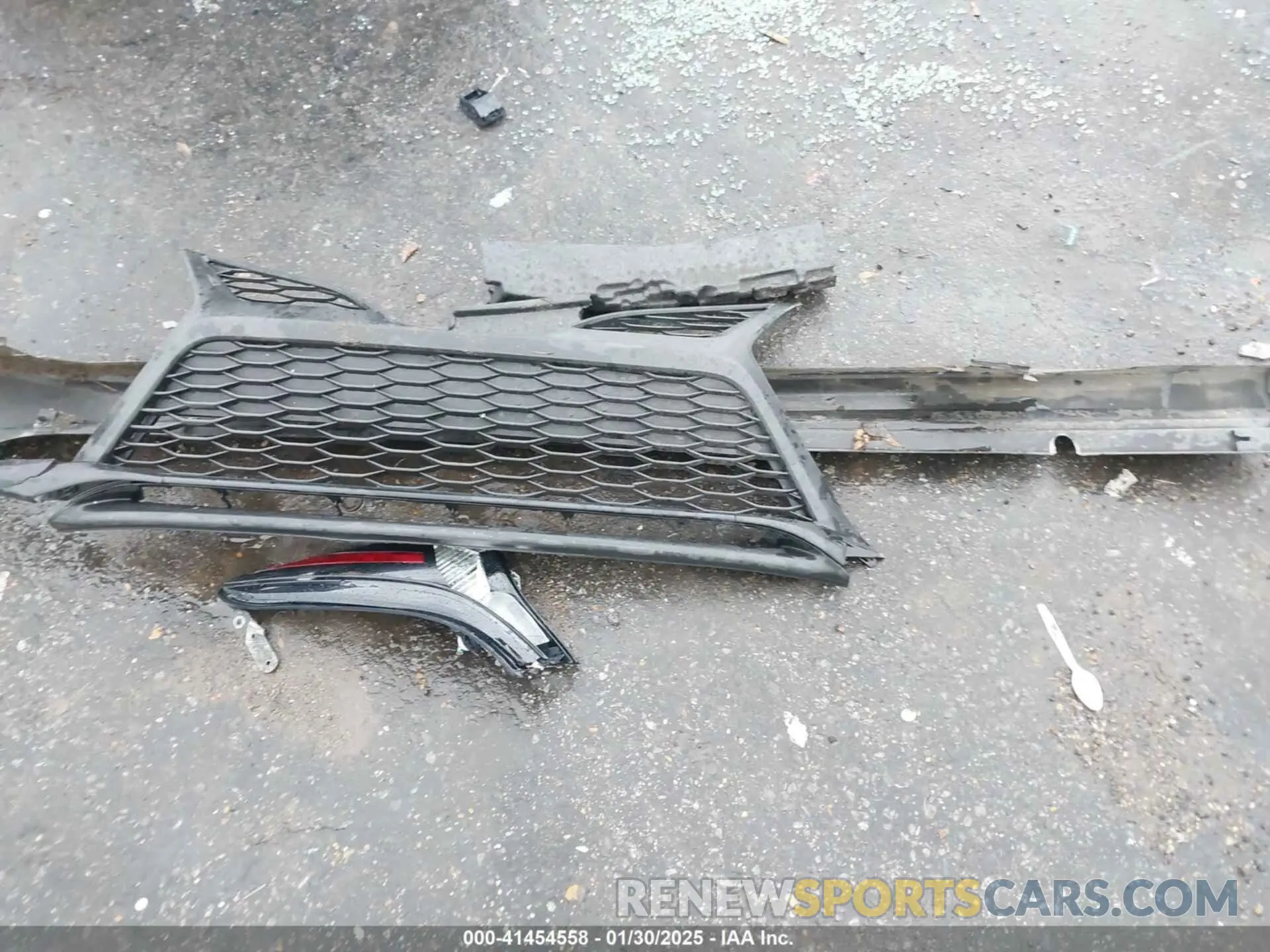12 Photograph of a damaged car 4T1G11AK7MU541543 TOYOTA CAMRY 2021