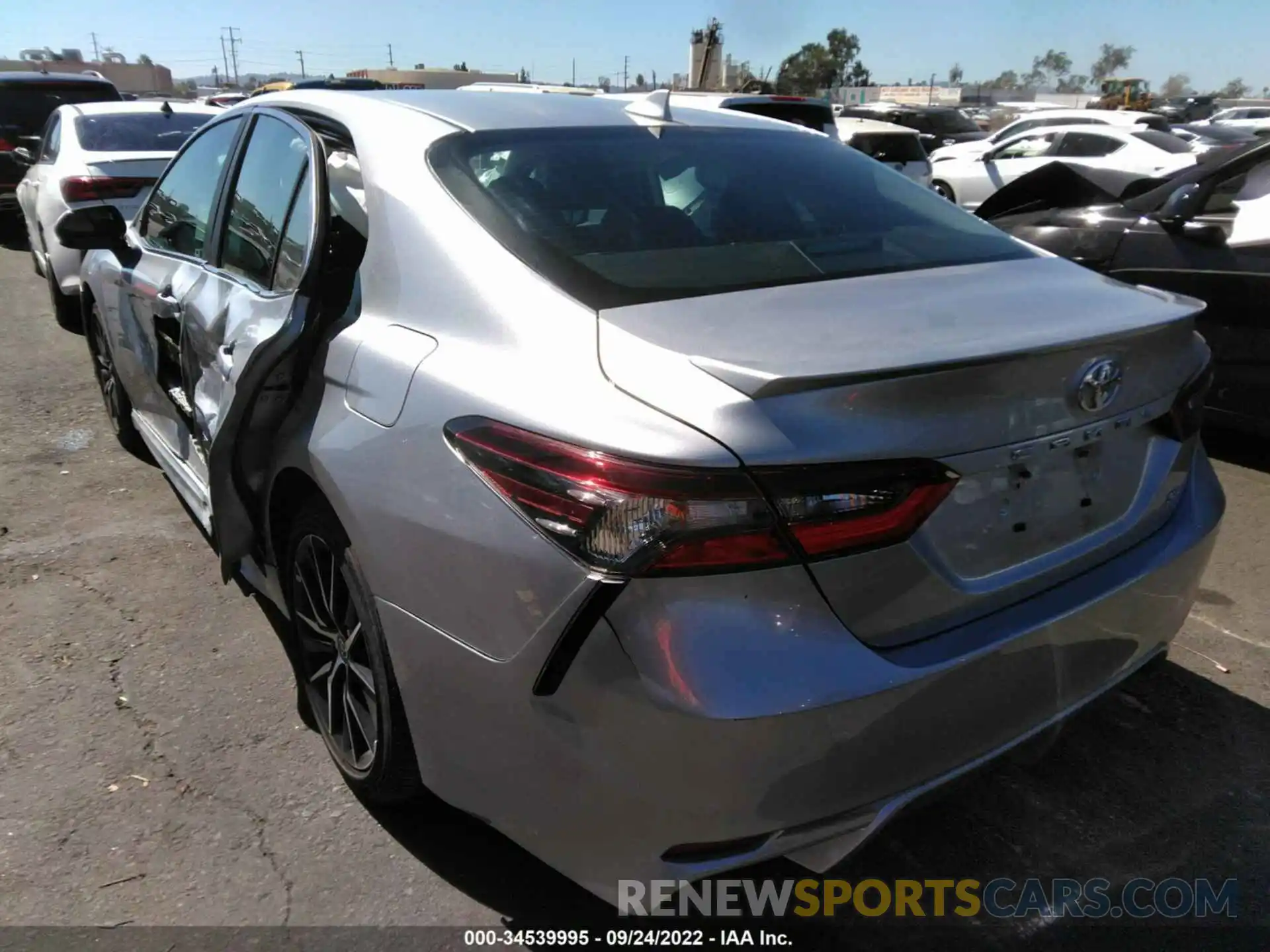 3 Photograph of a damaged car 4T1G11AK7MU543633 TOYOTA CAMRY 2021