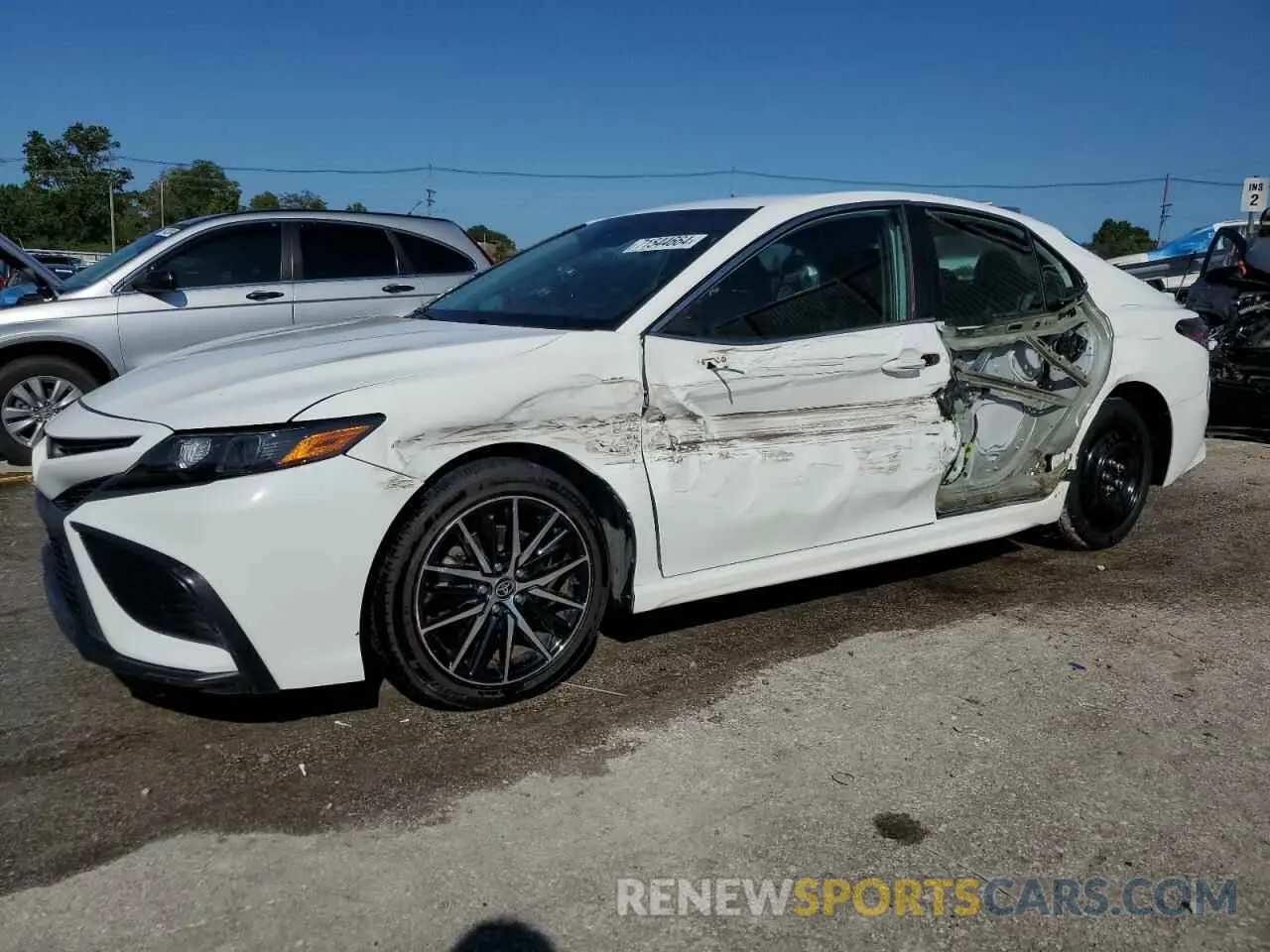 1 Photograph of a damaged car 4T1G11AK7MU546466 TOYOTA CAMRY 2021