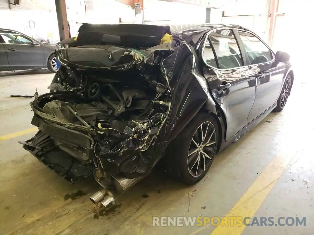 4 Photograph of a damaged car 4T1G11AK7MU546631 TOYOTA CAMRY 2021