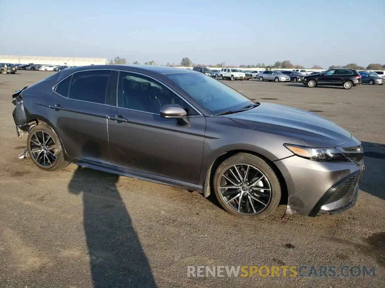 4 Photograph of a damaged car 4T1G11AK7MU557385 TOYOTA CAMRY 2021