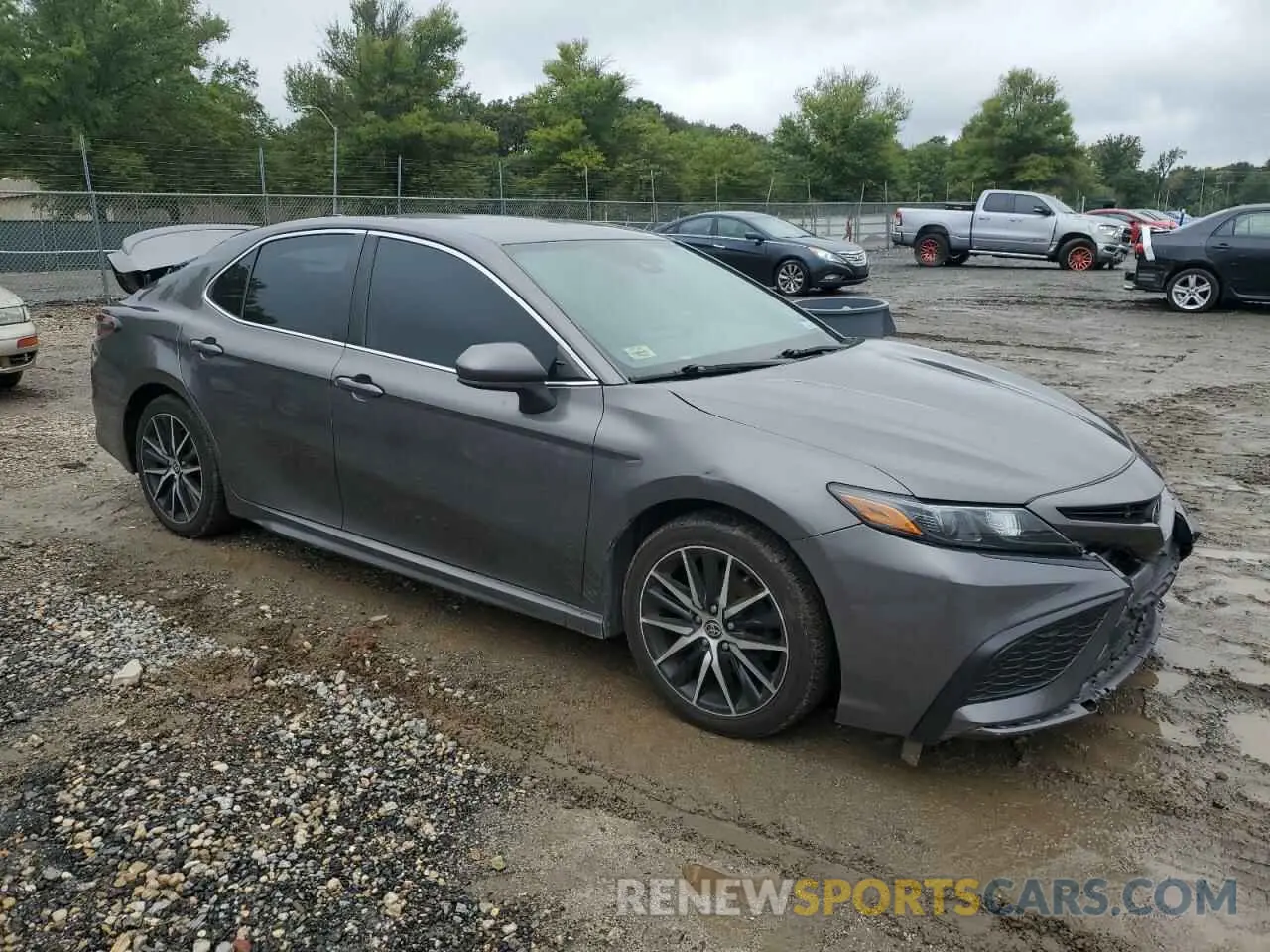 4 Photograph of a damaged car 4T1G11AK7MU561582 TOYOTA CAMRY 2021