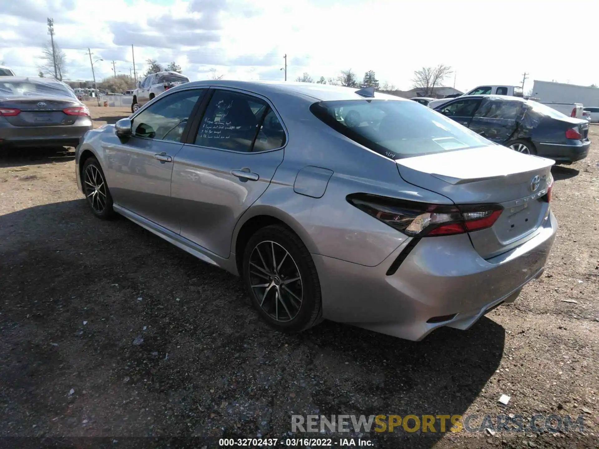 3 Photograph of a damaged car 4T1G11AK7MU562537 TOYOTA CAMRY 2021