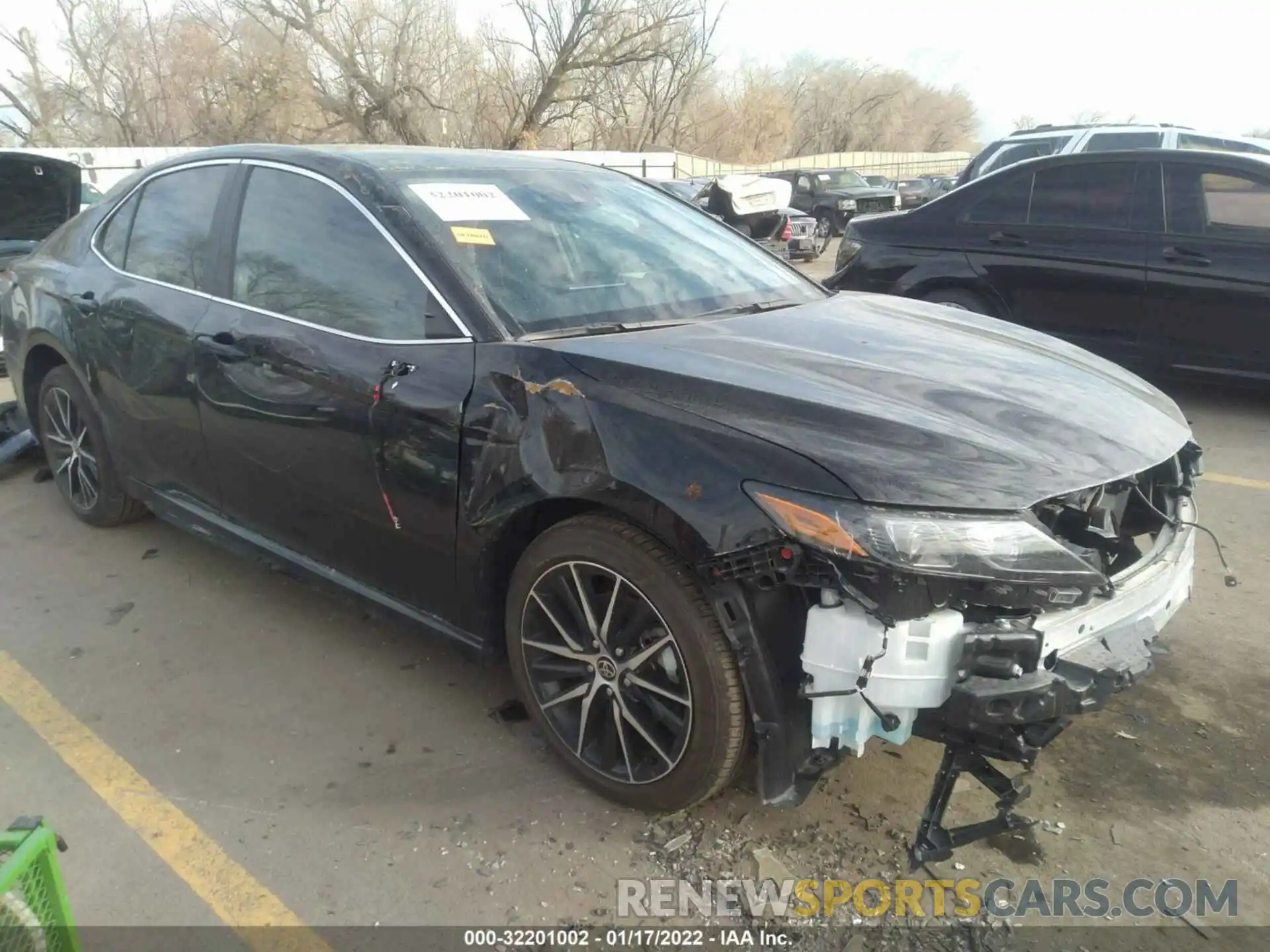 1 Photograph of a damaged car 4T1G11AK7MU564403 TOYOTA CAMRY 2021