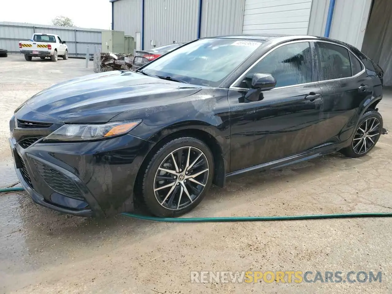 1 Photograph of a damaged car 4T1G11AK7MU581248 TOYOTA CAMRY 2021