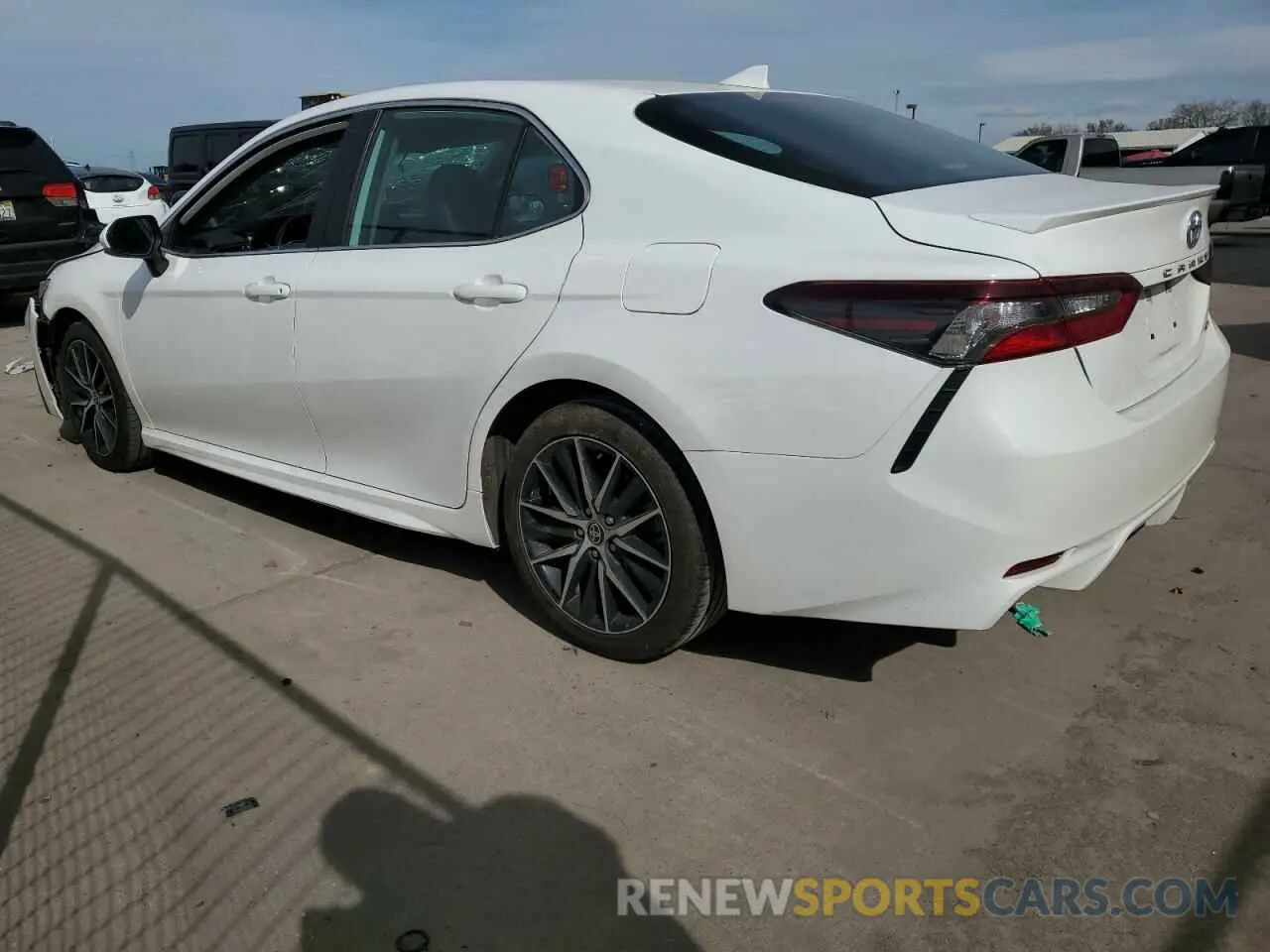 2 Photograph of a damaged car 4T1G11AK7MU586448 TOYOTA CAMRY 2021