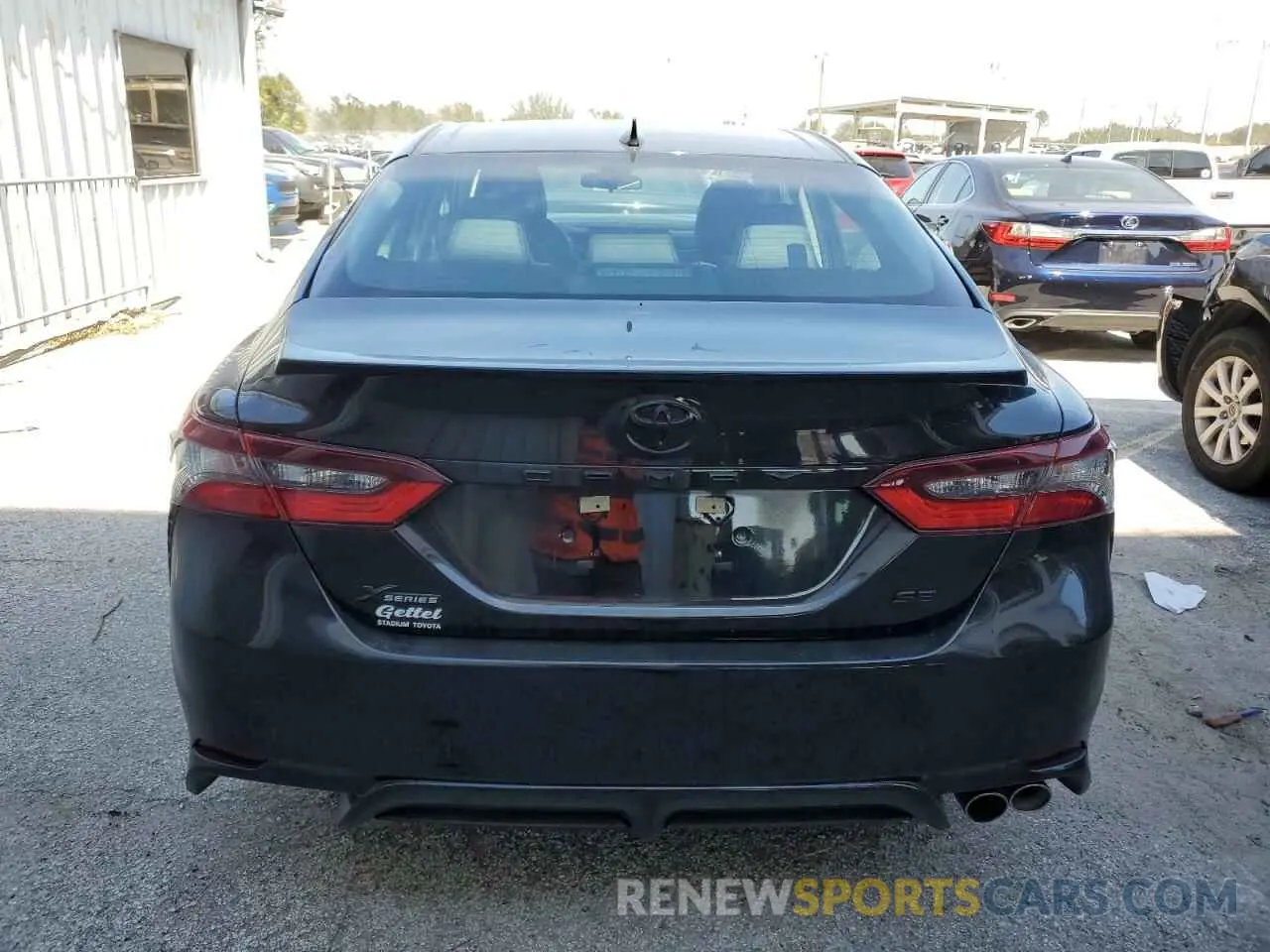 6 Photograph of a damaged car 4T1G11AK7MU592833 TOYOTA CAMRY 2021