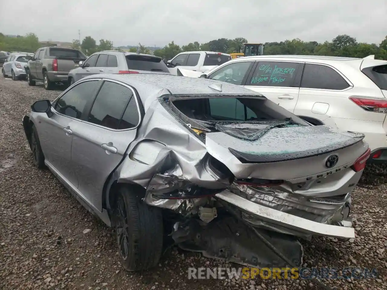 3 Photograph of a damaged car 4T1G11AK7MU595375 TOYOTA CAMRY 2021