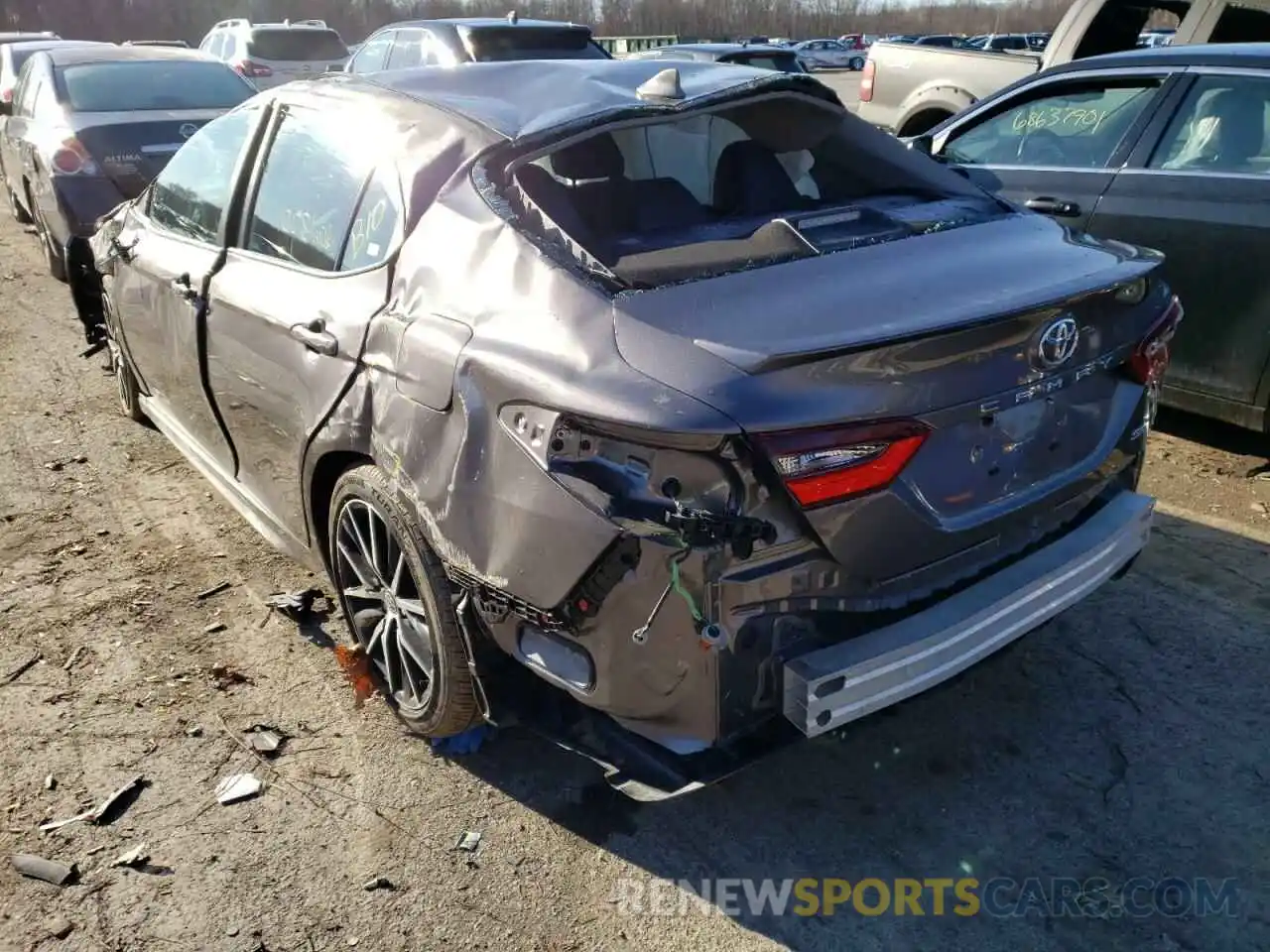 3 Photograph of a damaged car 4T1G11AK7MU599085 TOYOTA CAMRY 2021