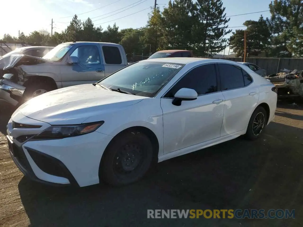 1 Photograph of a damaged car 4T1G11AK7MU600574 TOYOTA CAMRY 2021