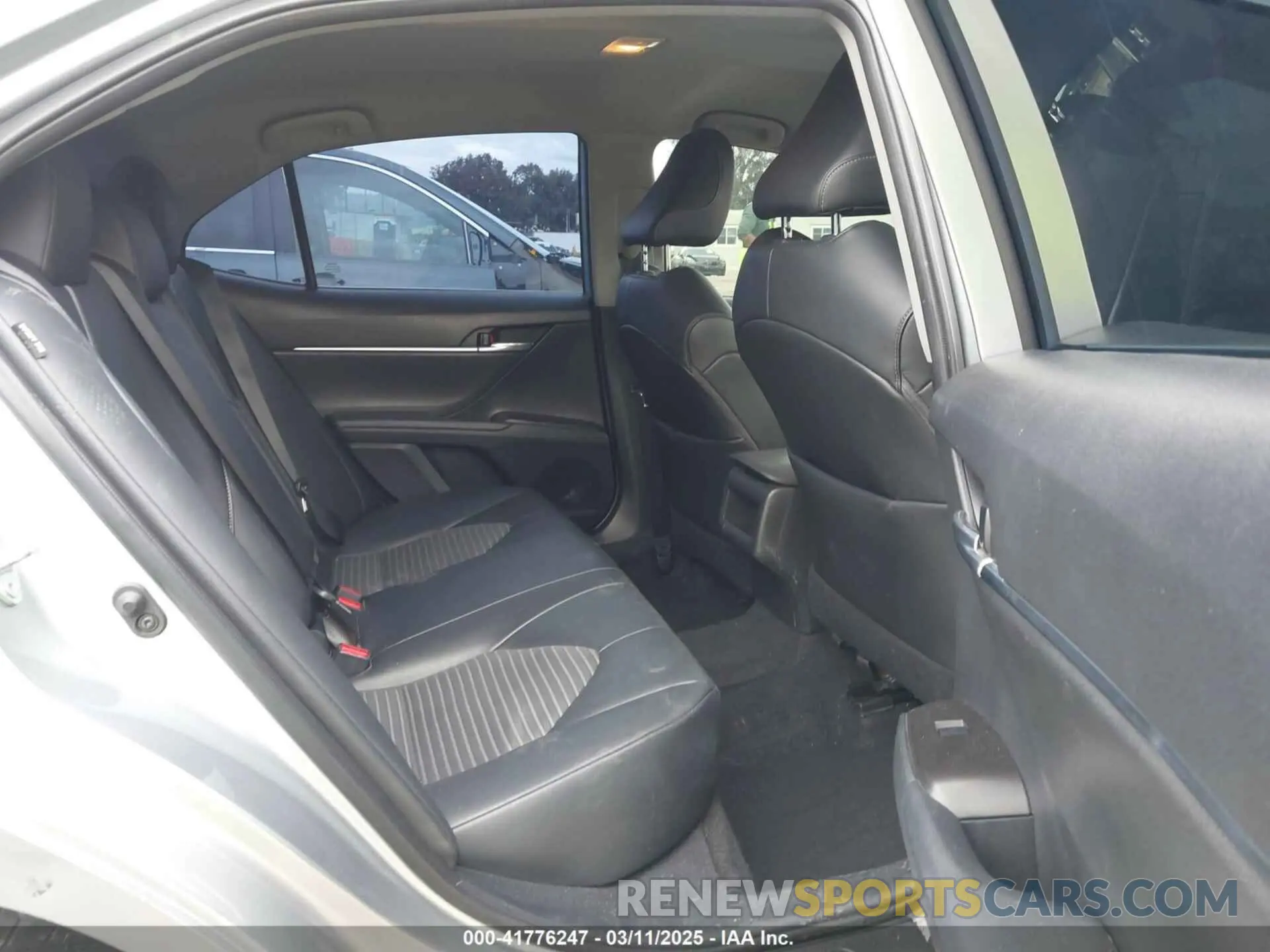 8 Photograph of a damaged car 4T1G11AK7MU604091 TOYOTA CAMRY 2021