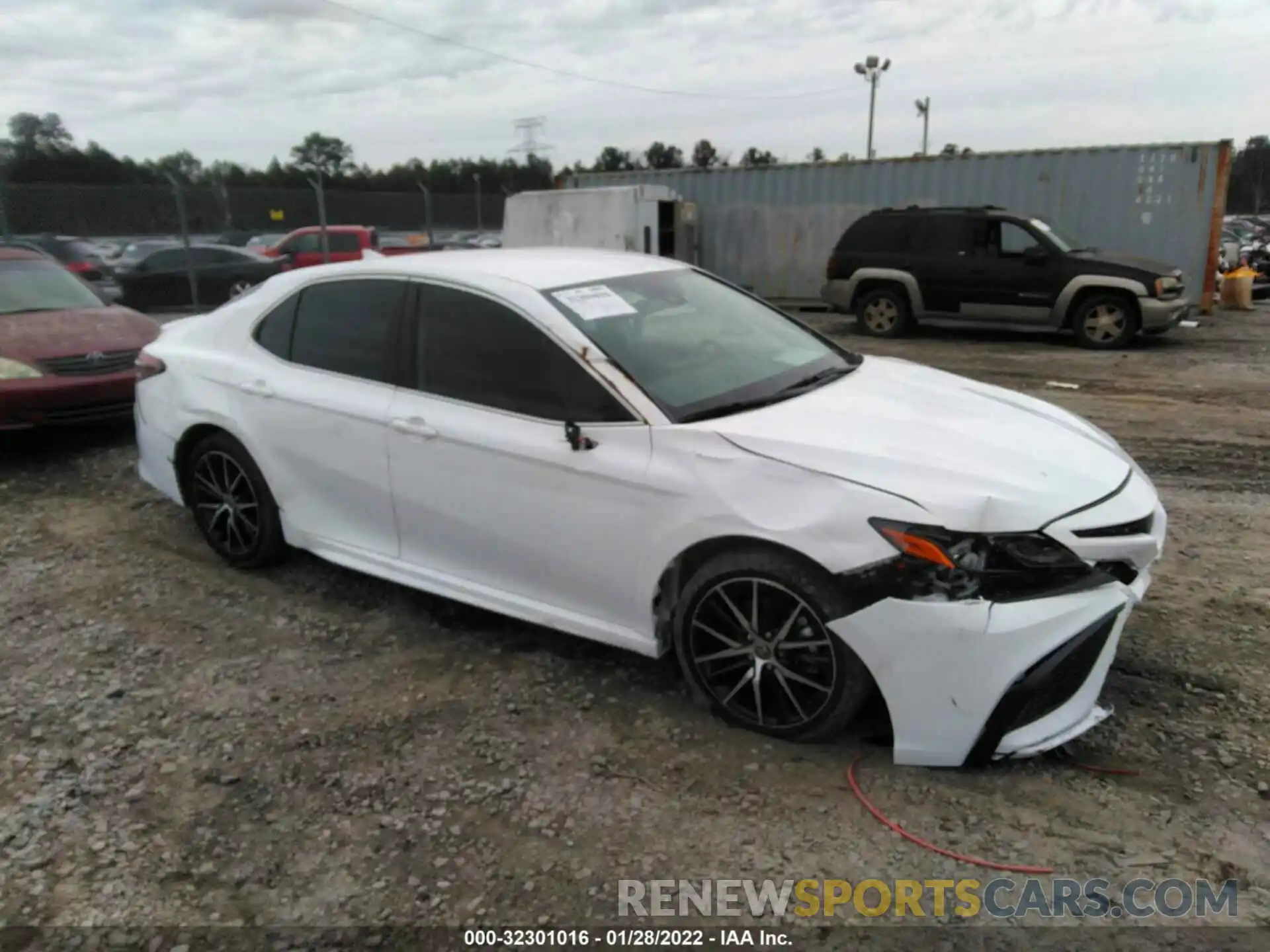 1 Photograph of a damaged car 4T1G11AK7MU613101 TOYOTA CAMRY 2021