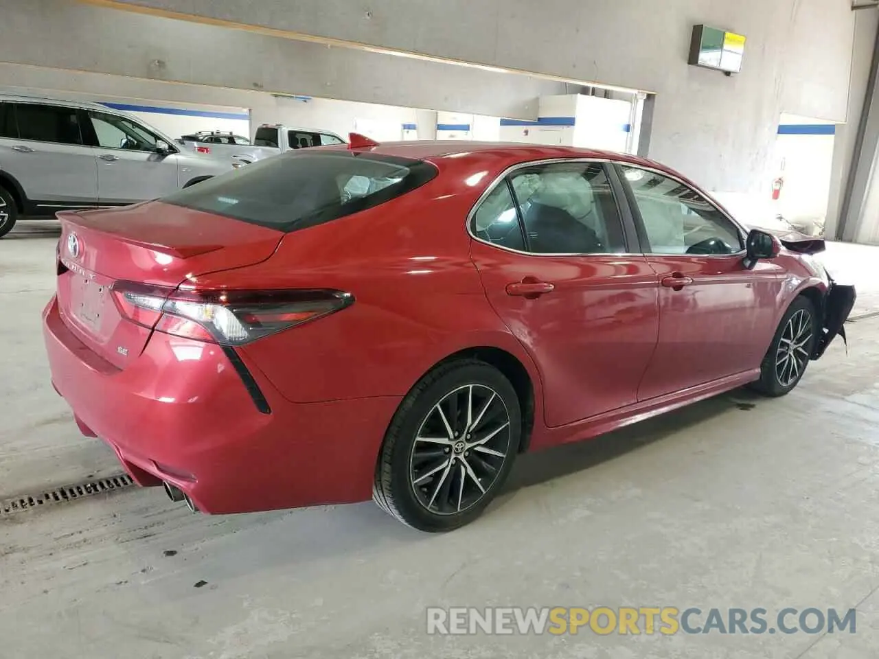 3 Photograph of a damaged car 4T1G11AK8MU408337 TOYOTA CAMRY 2021