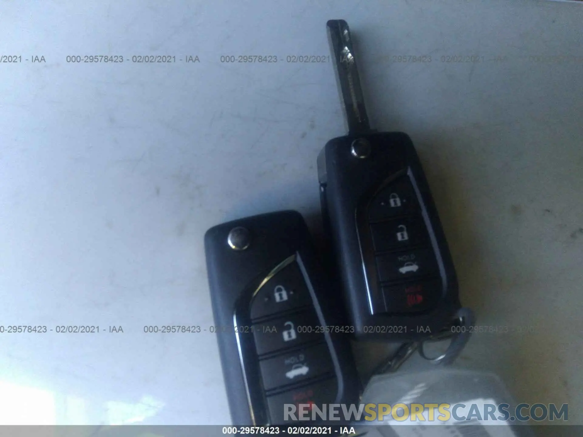 11 Photograph of a damaged car 4T1G11AK8MU416695 TOYOTA CAMRY 2021